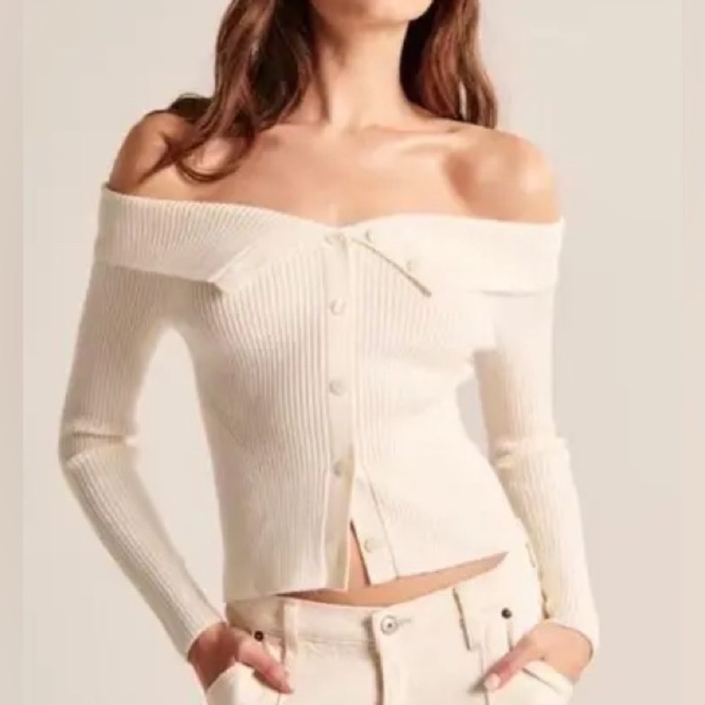 Abercrombie & Fitch Soft AF Off-Shoulder Ivory Sweater